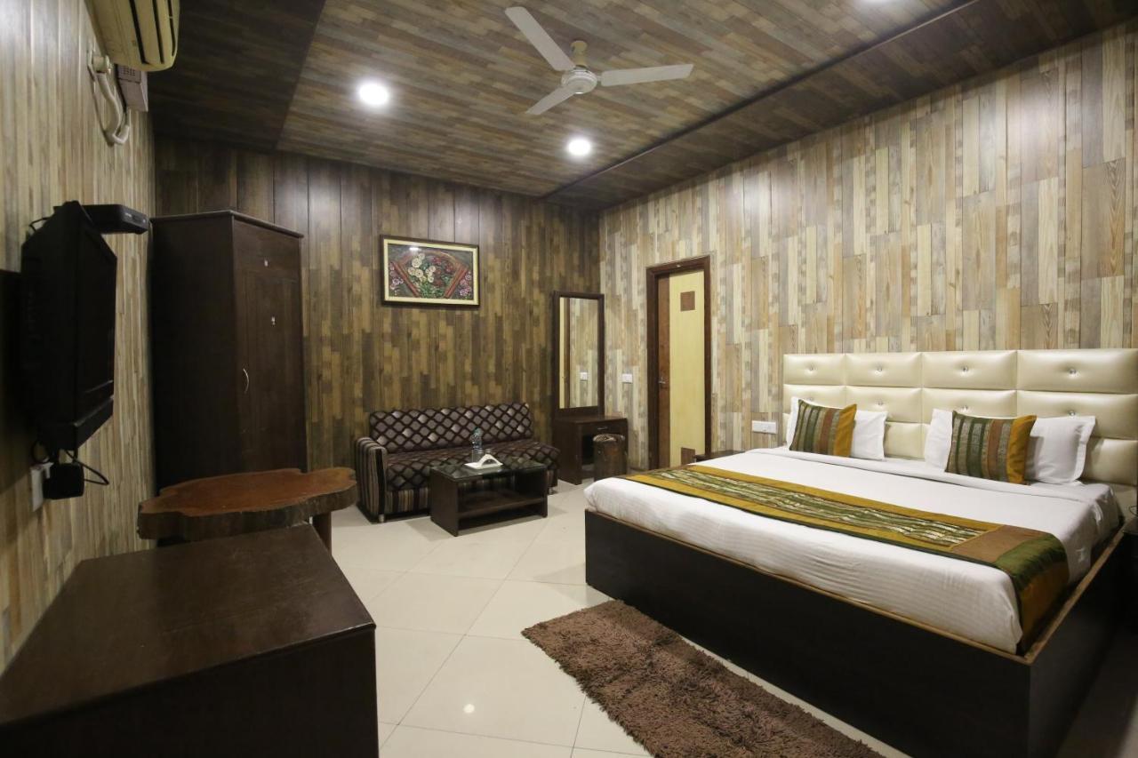 Hotel Amritsar Inn Luaran gambar